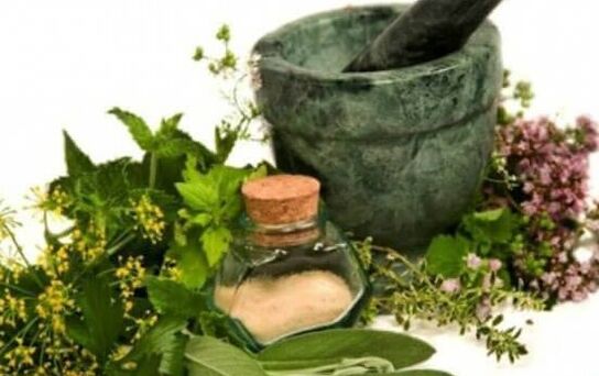 Treatment of psoriasis with folk medicine